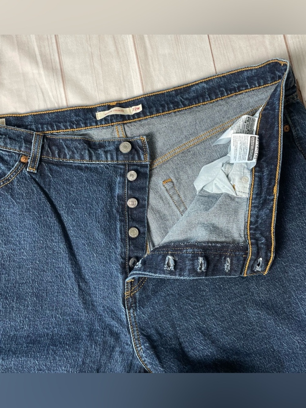 EUC Levi’s Premium Wedgie Straight Jeans Women’s 22W Blue Stretch Trendy Casual - Picture 10 of 16